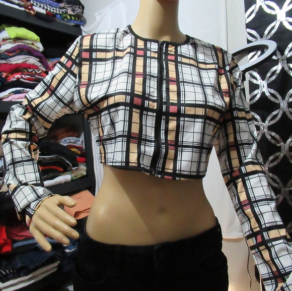 Ladies blouse size small - Picture 6 of 6